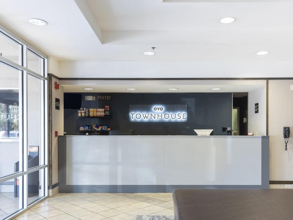Suburban Orlando - Ocoee-winter Garden 2*
